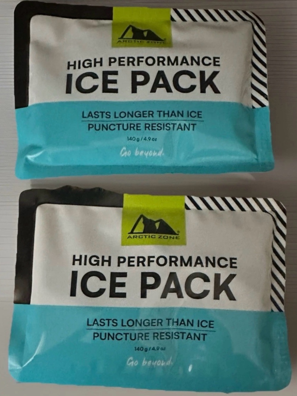 Arctic Zone High Performance Ice Pack for Lunch/Coolers 140g/ 4 .93oz, Pack of 2